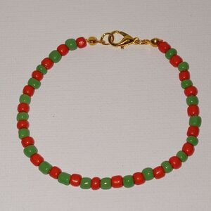 CLEARANCE Red and green beaded bracelet